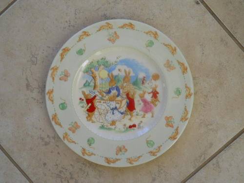 BUNNYKINS 20cm plate.Brand new.Bunny in pram scene.