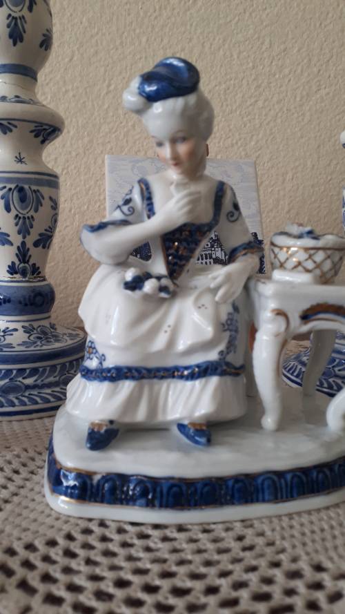 Delft Ornaments - Lot