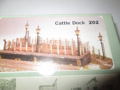 N GAUGE CATTLE DOCK BY RATIO