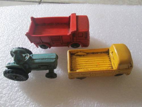 PLASTIC MODELS X 3 FROM 70'S