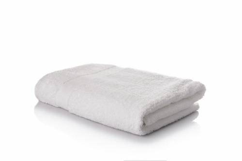 That's Linen 630GSM Indulgence Bath Towel - White