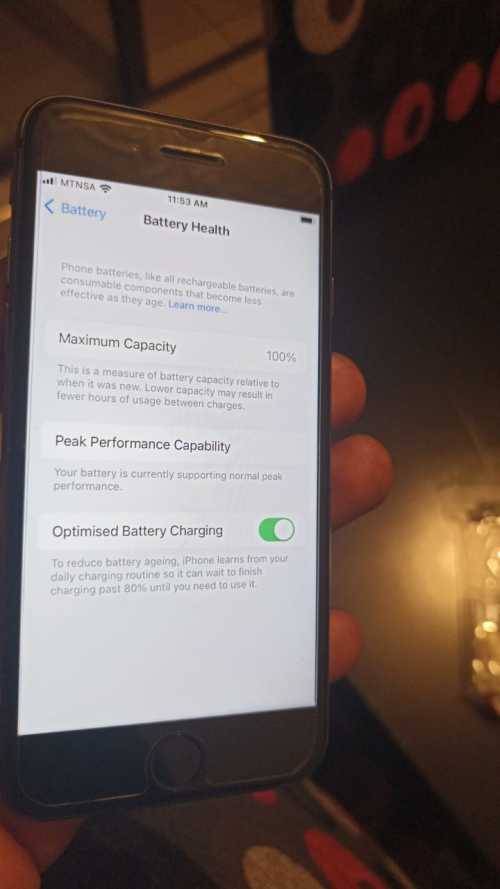 iPhone 8 -  black - 64GB