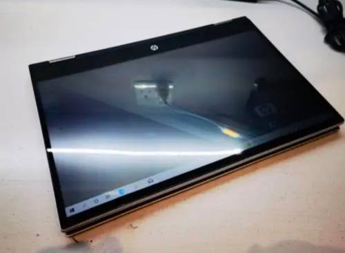 AS NEW!*STUNNING!*HP PAVILION X360*PENTIUM GOLD 7505*TOUCHSCREEN*FLIP*ROTATE*4GB DDR4*256GB SSD