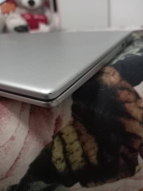 Powerfull Huawei D15 i3 256gb ssd laptop (Few scratches, please check pics)