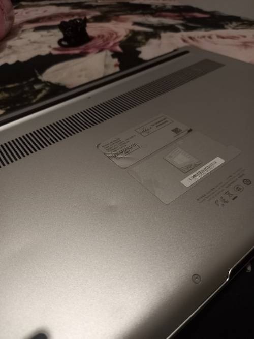 Powerfull Huawei D15 i3 256gb ssd laptop (Few scratches, please check pics)
