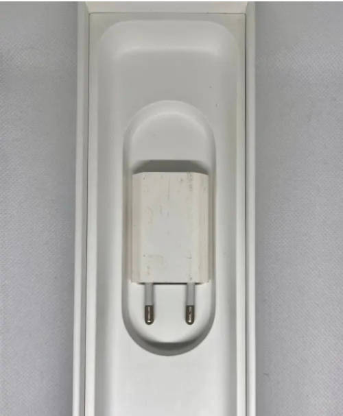 Apple Watch Series 3 38mm (locked to previous owner)