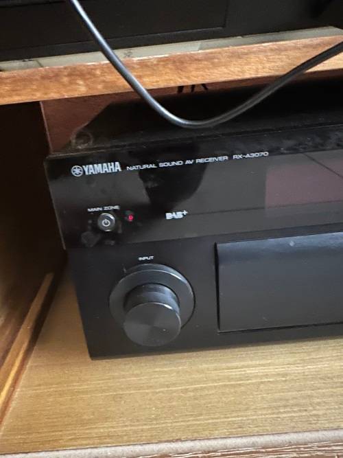 Yamaha Aventage 3070 (accessories included)