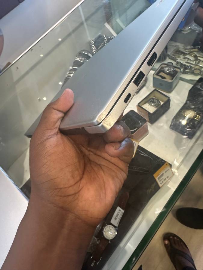 Huawei matebook d15