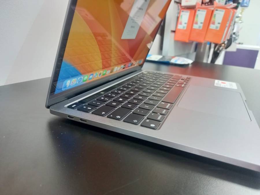 MacBook Pro M2 13 (used 3 times)