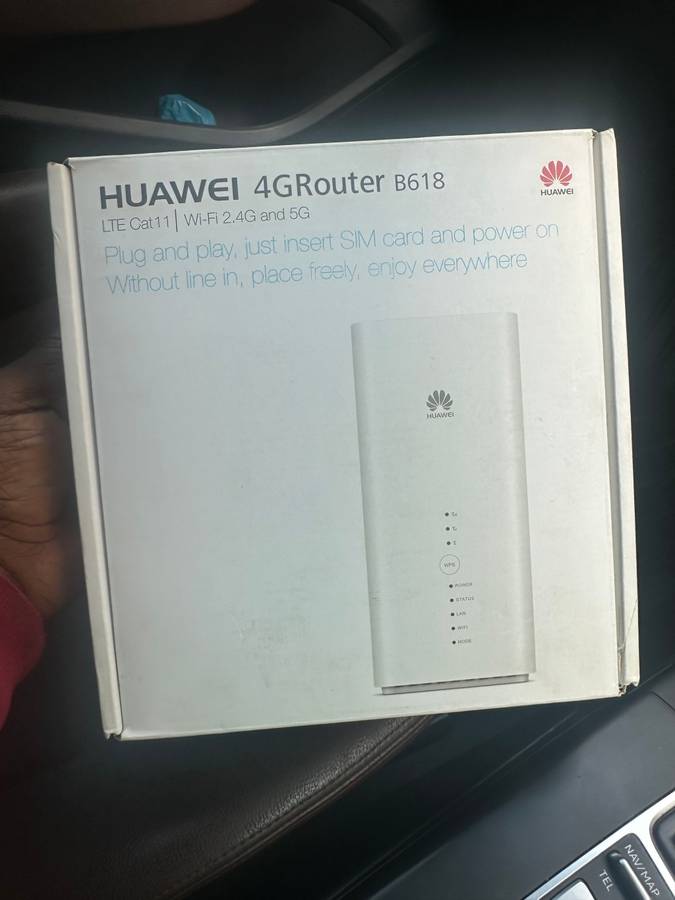 Huawei B618 4G LTE Router - Takes SIM Card 64 Devices