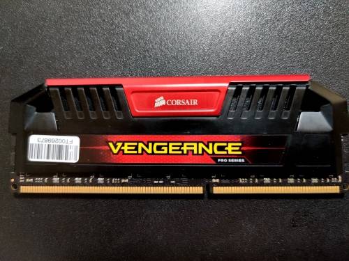 VENGEANCE® Pro Series  16GB (2 x 8GB) DDR3 DRAM 2400MHz C11 Memory set