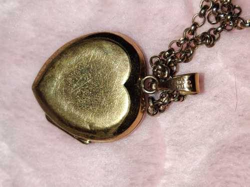LOT VINTAGE GOLD JEWELRY AND WATCHES