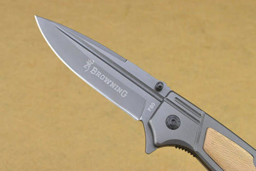 Beautifully crafted Browning folding knife