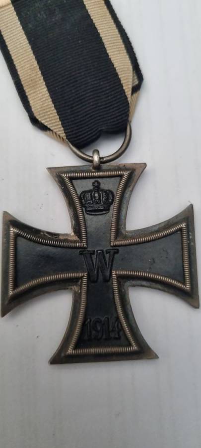 WW1 GERMAN IRON CROSS MEDAL SECOND CLASS --MAKERS MARK ON RING