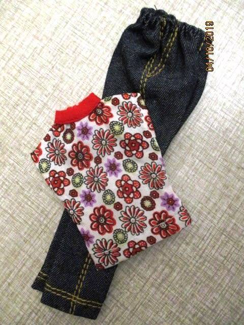 Barbie doll's jeans and sleeveless top - red print