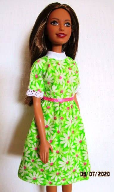 Barbie doll's dress - short sleeve green