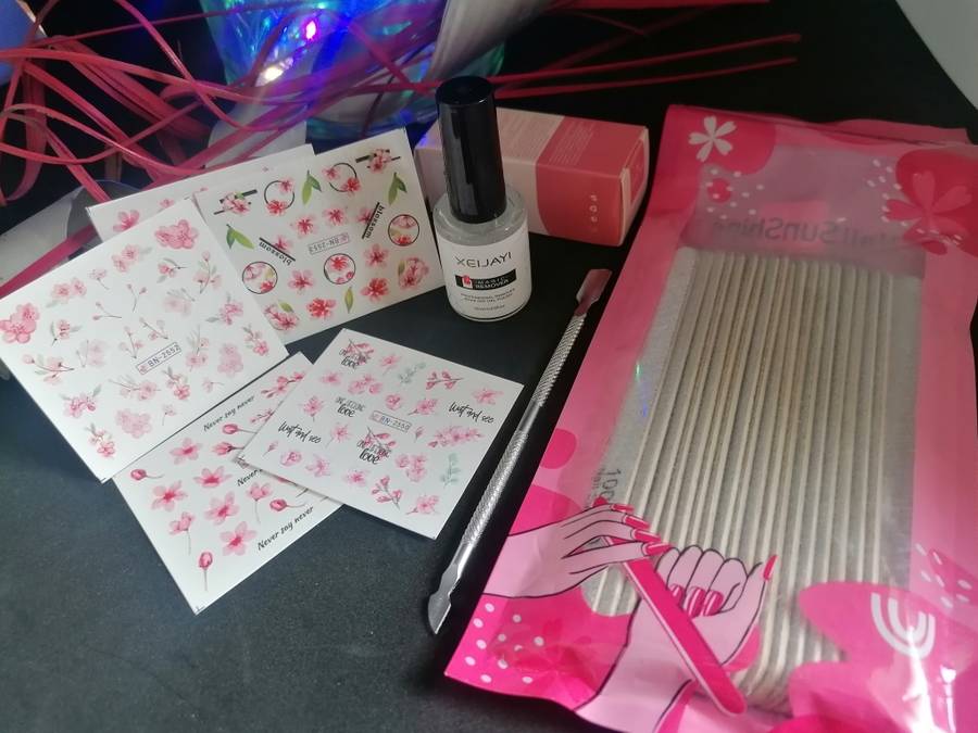 10pcs Nail Files Plus Nail gel/Glue Remover Plus random Nail Stickers