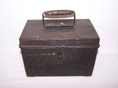 small metal box ... a lunchbox maybe !!!