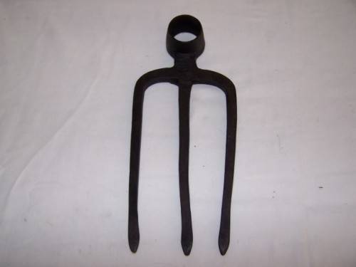 a pronged implement ... very cool !!!