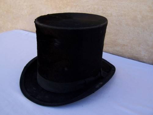 top hat ... to look the part !!!