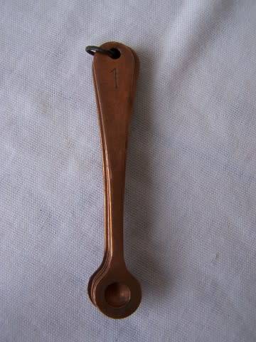 spoons ... 5 graded copper ones !!!