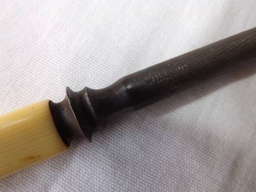 sharpener ... bone-handled !!!