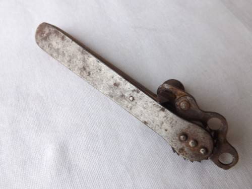 can opener ... WW11 DPR !!!