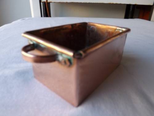 small rectangular tin ... of copper !!!