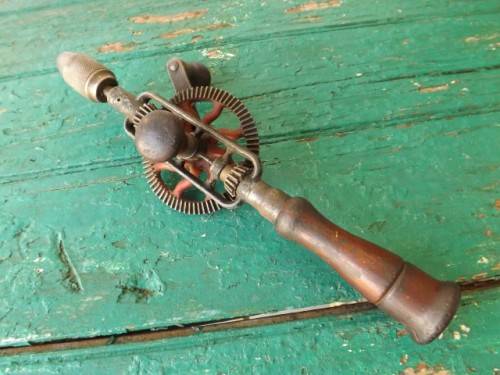 hand drill ... millers falls - a stuck eggbeater !!!