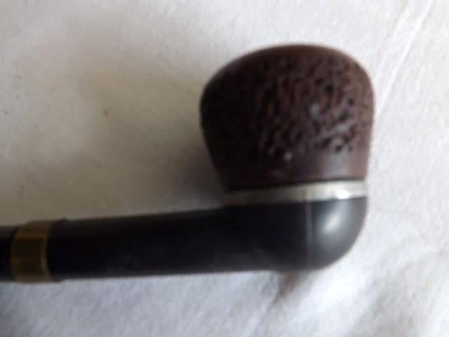 pipe #4 ... england falcon regd des 924139 ... !!!