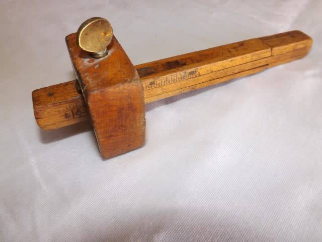 marking gauge ... great patina ... !!!
