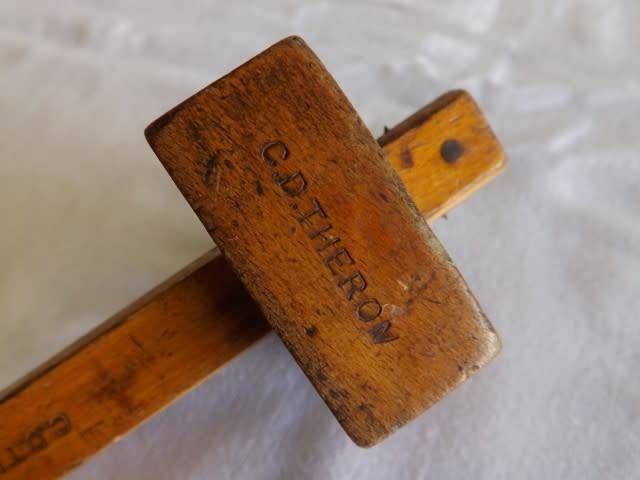 marking gauge ... great patina ... !!!