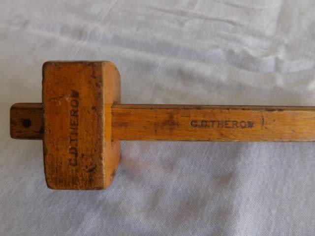 marking gauge ... great patina ... !!!