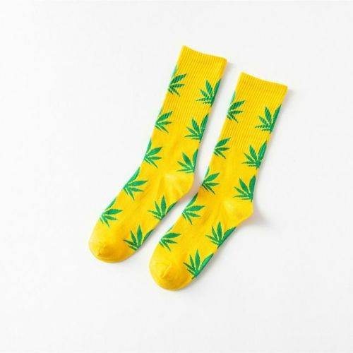 Streetwear Cannabis Weed Leaf Design Socks