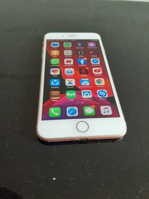 Apple Iphone 8 plus 64gb dual camera