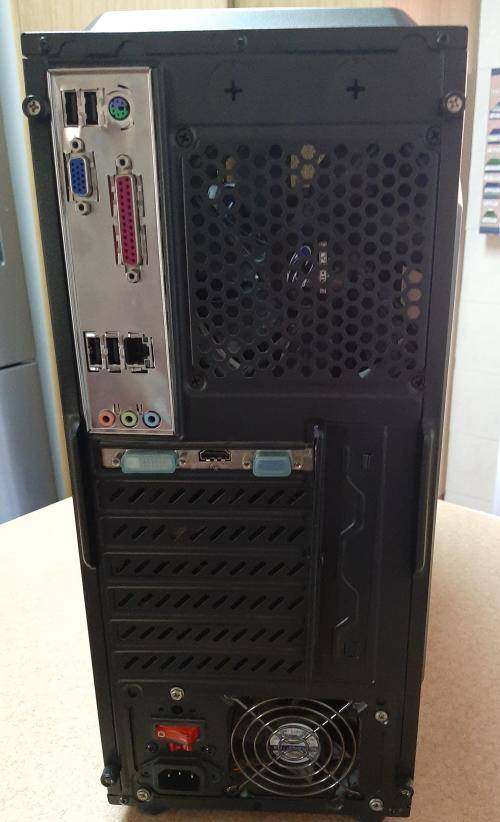 Gaming PC I5 2300 - AMD Radeon HD7750 - 4GB RAM - 1TB and 500GB HDD - 700W PSU - Win7 pro 64 and 32