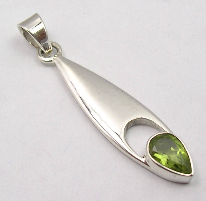 SOLID 925 STERLING SILVER PERIDOT LONG Pendant 4.2 CM