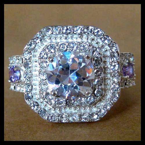 STUNNING STERLING SILVER WHITE TOPAZ & AMETYST RING SIZE 7,5