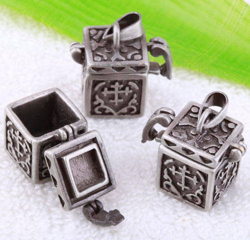 SILVER PRAYER BOX CHARM PENDANT