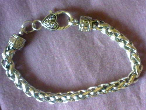 STUNNING TIBETAN SILVER LOBSTERCLASP BRACELET