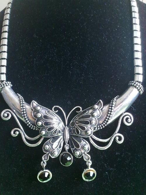 STUNNING TIBETAN BUTTERFLY NECKLACE
