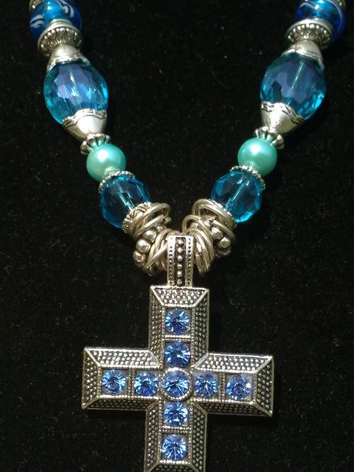 STUNNING!!! TIBETAN SILVER BLUE CRYSTAL CROSS BLUE NECKLACE