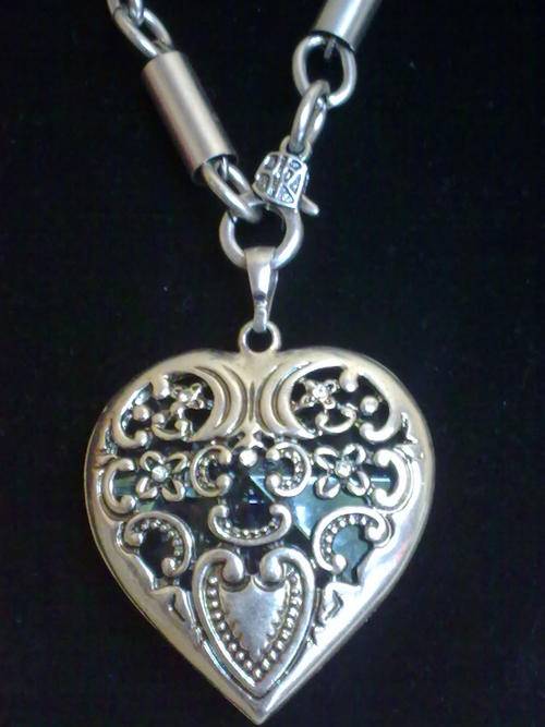 TIBETAN SILVER FILIGREE CRYSTAL HEART PENDANT BAMBOO NECKLACE