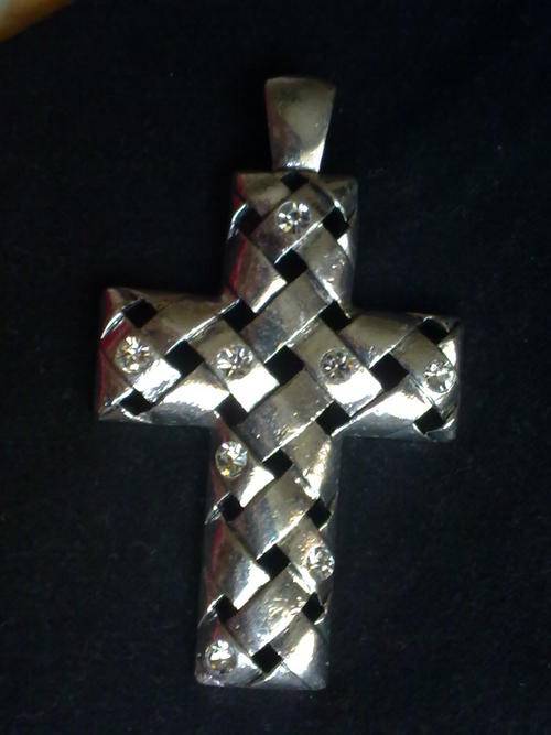 LARGE TIBETAN SILVER DIAMANTE WEAVE CROSS PENDANT