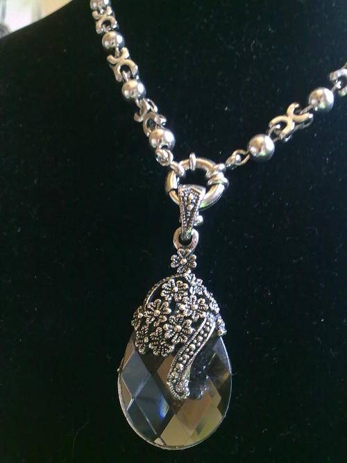 EXCLUSIVELY HADASSAH 2010 COLLECTION TIBETAN SILVER CHARCOALTEARDROP MARCAZITE LOOK NECKLACE