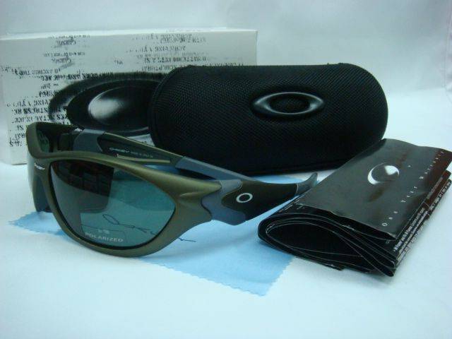 SEXY LADIES OAKLEY SUNGLASSES