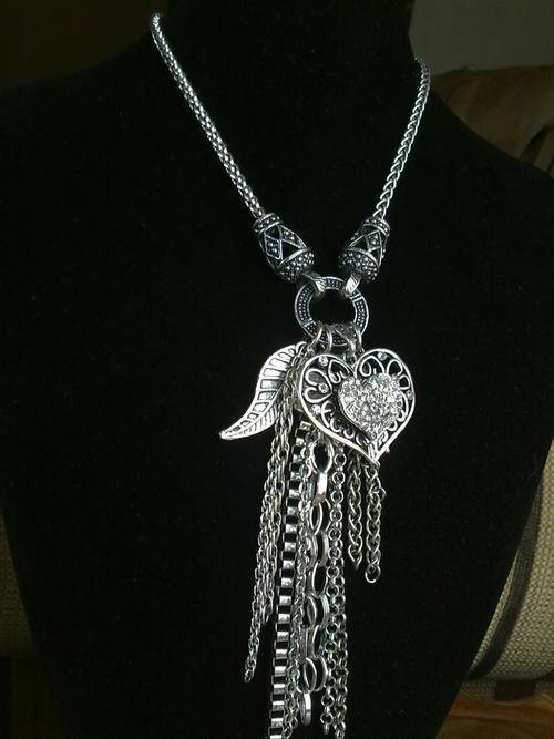 2011 HADASSAH COLLECTION!!STUNNING TIBETAN SILVER HEART NECKLACE