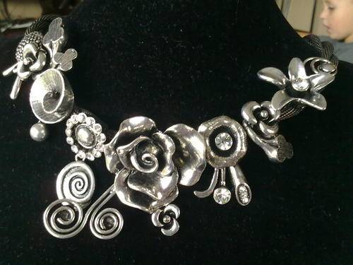 LAST ONE!!GORGEOUS!! TIBETAN SILVER ROSE ROPE CHOKER NECKLACE