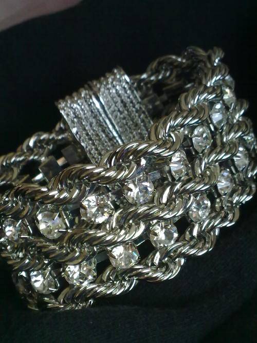 STUNNING CHUNKY TIBETAN SILVER WIDE DIAMANTE CUFF BRACELET