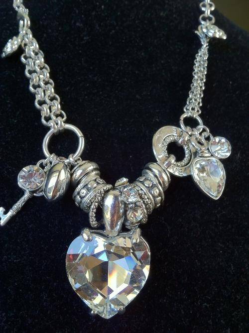 LAST ONE!! TIBETAN SILVER MULTI CHARMS HEART PENDANT NECKLACE
